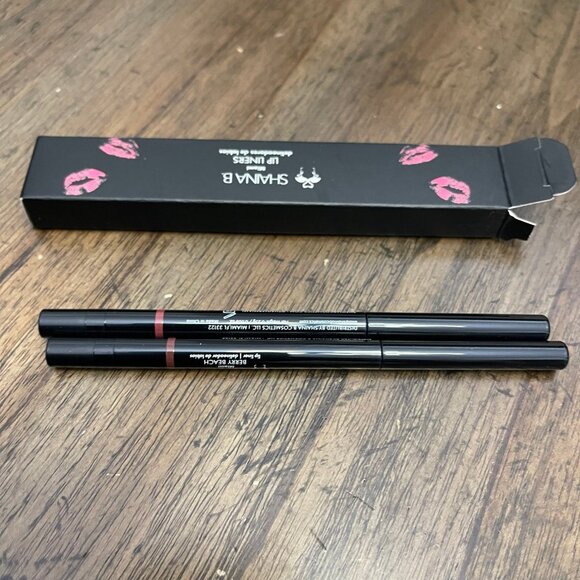 Shaina B Miami 2 New Lip Liners - Picture 4 of 7